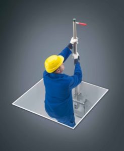 403784024Crosse_Hailo-246x300